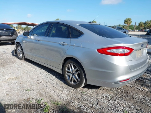 2016 Ford Fusion SE with VIN 3FA6P0H71GR332343, listed as a IAAI auction lot 41964442 with 111,218 mi miles. Bid and sale history available at carsss.com. Image 3.