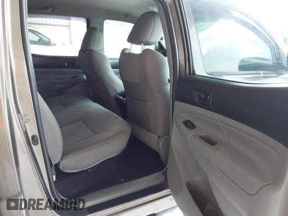 2013 Toyota Tacoma with VIN 3TMLU4EN4DM118438, listed as a IAAI auction lot 42285446 with 162,751 mi miles and . Bid and sale history available at DreamBid. Image 8.