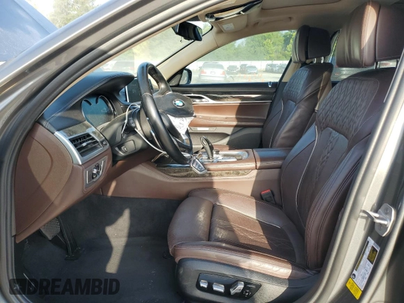2018 BMW 7 Series 740i with VIN WBA7E2C56JG741634, listed as a Copart auction lot 61530123 with 82,207 mi miles. Bid and sale history available at carsss.com. Image 7.