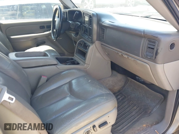 2006 Chevrolet Tahoe Z71 with VIN 1GNEC13TX6J102893, listed as a IAAI auction lot 41984796 with 273,925 mi miles and . Bid and sale history available at DreamBid. Image 5.