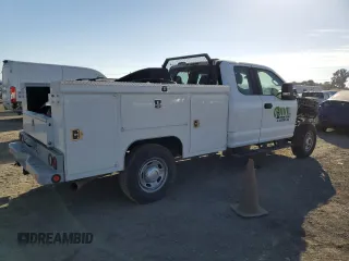 2022 Ford F-250 XL with VIN 1FD7X2B66NED57325, listed as a Copart auction lot 73237744 with 69,290 mi miles and Salvage title. Bid and sale history available at DreamBid. Image 3.