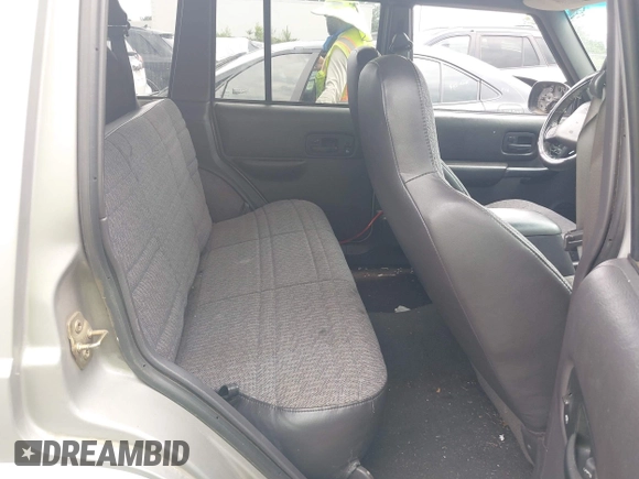 2000 Jeep Cherokee with VIN 1J4FF48S7YL220827, listed as a IAAI auction lot 42871669 with 146,466 mi miles and . Bid and sale history available at DreamBid. Image 8.