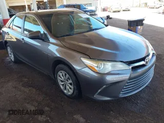 2017 Toyota Camry XLE with VIN 4T1BF1FK2HU352129, listed as a IAAI auction lot 41872423 with 160,835 mi miles. Bid and sale history available at carsss.com. Image 1.