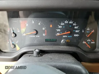 2002 Jeep Wrangler Sahara with VIN 1J4FA59S22P712913, listed as a Copart auction lot 43350115 with 86,320 mi miles and Salvage Title. Bid and sale history available at carsss.com. Image 9.