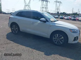 2022 Audi Q5 S line Premium Plus z VIN WA1EAAFY5N2054700, wystawiony jako IAAI lot #42475142 z przebiegiem 42 148 mil mil oraz . Historia ofert i sprzedaży dostępna na DreamBid. Obrazek 1.