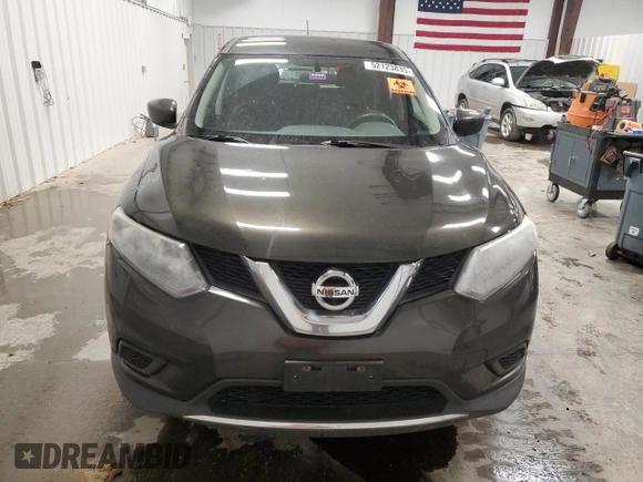 2016 Nissan Rogue SV with VIN 5N1AT2MV0GC913617, listed as a Copart auction lot 52123835 with Not Provided miles and Salvage Title. Bid and sale history available at DreamBid. Image 5.