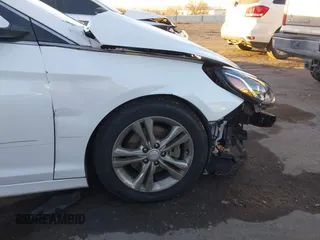 2019 Hyundai Sonata SEL with VIN 5NPE34AF2KH763571, listed as a IAAI auction lot 41257550 with 92,247 mi miles and . Bid and sale history available at carsss.com. Image 17.