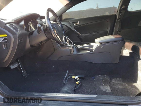 2013 Hyundai Genesis Coupe Track with VIN KMHHU6KJ8DU083980, listed as a Copart auction lot 41989205 with 108,382 mi miles and Clean title. Bid and sale history available at DreamBid. Image 7.