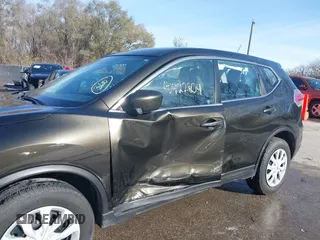 2016 Nissan Rogue SV with VIN KNMAT2MV4GP682301, listed as a IAAI auction lot 40922804 with 69,380 mi miles. Bid and sale history available at carsss.com. Image 6.