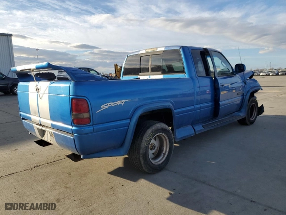 1998 Dodge Ram 1500 with VIN 3B7HC13Y1WG216526, listed as a Copart auction lot 46367075 with 209,668 mi miles and Salvage Title. Bid and sale history available at carsss.com. Image 3.