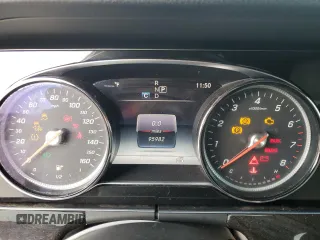 2017 Mercedes-Benz E-Class E 300 Luxury with VIN WDDZF4JB4HA181189, listed as a Copart auction lot 44583495 with 95,982 mi miles and Salvage Title. Bid and sale history available at carsss.com. Image 9.