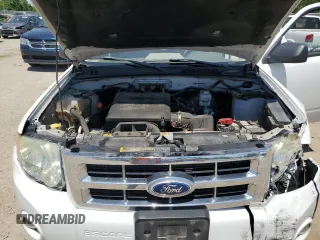 2012 Ford Escape XLT z VIN 1FMCU9DG3CKA09843, wystawiony jako Copart lot #63585395 z przebiegiem Nie podano mil oraz Szkoda całkowita • Salvage title. Historia ofert i sprzedaży dostępna na DreamBid. Obrazek 11.