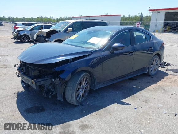 2021 Mazda 3 Select с VIN JM1BPABLXM1326518, выставлен на аукционе IAAI как лот 42130502 с пробегом 82 893 миль миль и . История ставок и продаж доступна на DreamBid. Изображение 17.