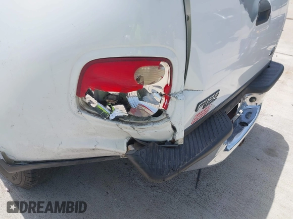 2003 Ford F-150 XLT with VIN 1FTRW07L13KB48589, listed as a IAAI auction lot 42647398 with Not provided miles and . Bid and sale history available at DreamBid. Image 6.