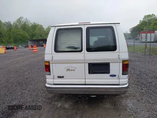 1994 Ford Econoline Cargo z VIN 1FDEE14N3RHA79838, wystawiony jako IAAI lot #42207281 z przebiegiem Nie podano mil oraz . Historia ofert i sprzedaży dostępna na DreamBid. Obrazek 15.