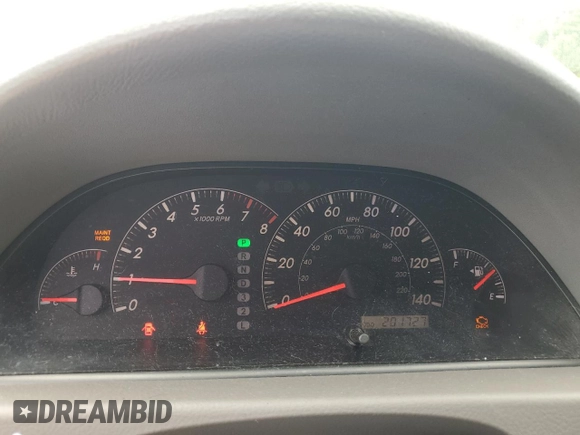 2005 Toyota Camry LE z VIN 4T1BE30K45U550097, wystawiony jako Copart lot #57962105 z przebiegiem 201 727 mil mil oraz Szkoda całkowita • Salvage title. Historia ofert i sprzedaży dostępna na DreamBid. Obrazek 10.