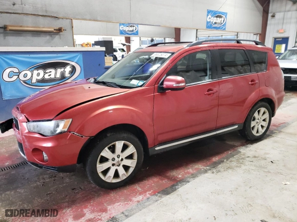 2010 Mitsubishi Outlander SE with VIN JA4AS3AW0AZ016502, listed as a Copart auction lot 86825074 with 70,202 mi miles and Salvage Title. Bid and sale history available at carsss.com. Image 1.