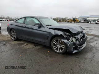2015 BMW 4 Series 428i xDrive z VIN WBA3N9C56FK246149, wystawiony jako Copart lot #52175015 z przebiegiem 45 236 mil mil oraz Szkody całkowita. Historia ofert i sprzedaży dostępna na DreamBid. Obrazek 4.