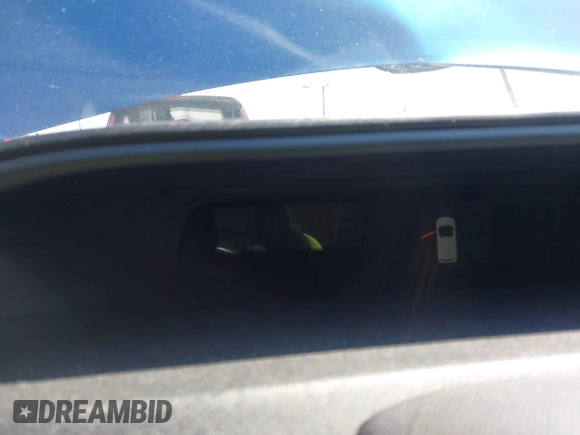 2013 Toyota Prius One z VIN JTDKDTB33D1555756, wystawiony jako IAAI lot #41962684 z przebiegiem Nie podano mil oraz . Historia ofert i sprzedaży dostępna na DreamBid. Obrazek 7.