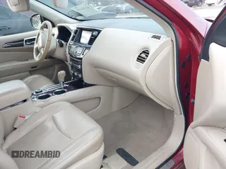 2013 Nissan Pathfinder SV with VIN 5N1AR2MMXDC611804, listed as a IAAI auction lot 41399219 with 185,384 mi miles. Bid and sale history available at carsss.com. Image 5.