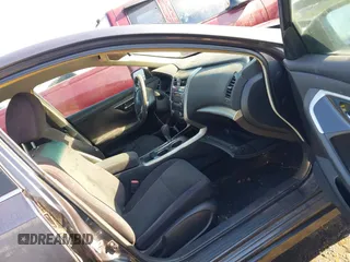 2013 Nissan Altima SV with VIN 1N4AL3AP6DC199929, listed as a IAAI auction lot 42019830 with 187,392 mi miles and . Bid and sale history available at carsss.com. Image 5.