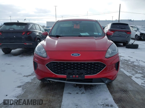 2020 Ford Escape SE z VIN 1FMCU9G63LUA50755, wystawiony jako IAAI lot #41480558 z przebiegiem 27 540 mil mil oraz . Historia ofert i sprzedaży dostępna na DreamBid. Obrazek 12.