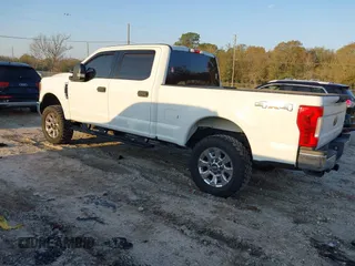 2019 Ford F-250 XL with VIN 1FT7W2B63KEE34610, listed as a IAAI auction lot 41698516 with 118,110 mi miles and . Bid and sale history available at DreamBid. Image 3.
