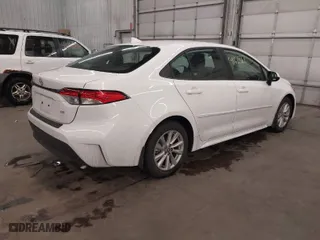 2024 Toyota Corolla LE with VIN 5YFB4MDE1RP213407, listed as a IAAI auction lot 41625277 with 3,948 mi miles. Bid and sale history available at carsss.com. Image 4.