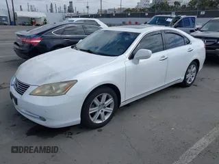 2007 Lexus ES 350 with VIN JTHBJ46G272078259, listed as a IAAI auction lot 42126473 with 152,696 mi miles. Bid and sale history available at carsss.com. Image 2.