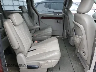 2006 Chrysler Town & Country LWB Touring with VIN 2A4GP54L76R688311, listed as a Copart auction lot 66549674 with 231,664 mi miles and Non Repairable. Bid and sale history available at carsss.com. Image 12.