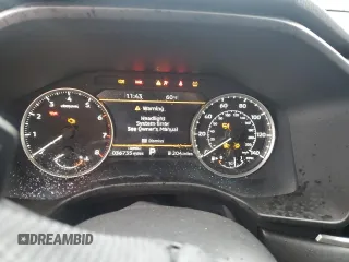 2023 Mitsubishi Outlander SE z VIN JA4J4UA86PZ027448, wystawiony jako Copart lot #57084785 z przebiegiem 36 735 mil mil oraz Szkoda całkowita • Salvage title. Historia ofert i sprzedaży dostępna na DreamBid. Obrazek 9.