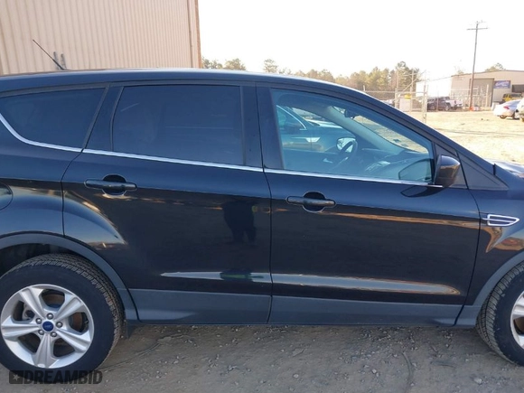 2015 Ford Escape SE with VIN 1FMCU0G92FUA80498, listed as a IAAI auction lot 41235576 with 102,105 mi miles. Bid and sale history available at carsss.com. Image 13.