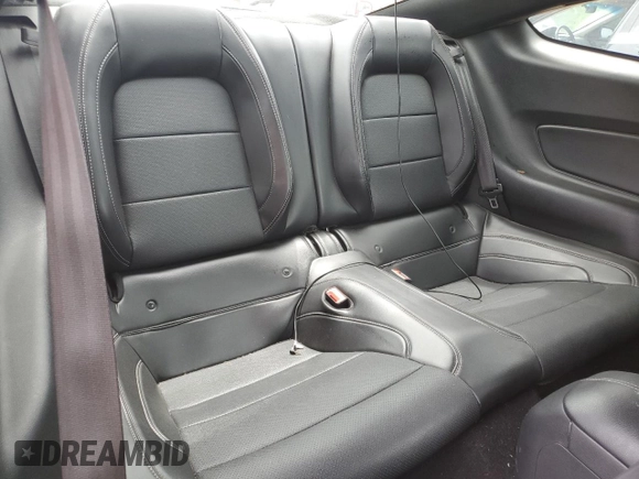 2019 Ford Mustang EcoBoost z VIN 1FA6P8TH8K5143490, wystawiony jako Copart lot #57561905 z przebiegiem 126 460 mil mil oraz Szkoda całkowita • Salvage title. Historia ofert i sprzedaży dostępna na DreamBid. Obrazek 10.