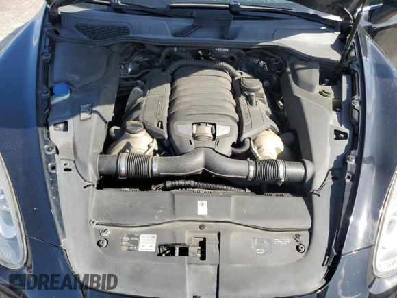 2012 Porsche Cayenne S z VIN WP1AB2A24CLA49620, wystawiony jako Copart lot #51384715 z przebiegiem Nie podano mil oraz Szkoda całkowita • Salvage title. Historia ofert i sprzedaży dostępna na DreamBid. Obrazek 13.