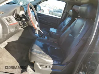 2008 Cadillac Escalade z VIN 1GYFC66898R195597, wystawiony jako Copart lot #87352834 z przebiegiem 154 045 mil mil oraz Szkoda całkowita • Salvage title. Historia ofert i sprzedaży dostępna na DreamBid. Obrazek 7.