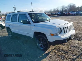 2015 Jeep Patriot High Altitude with VIN 1C4NJRFB1FD155335, listed as a IAAI auction lot 41501790 with 133,537 mi miles and . Bid and sale history available at carsss.com. Image 1.