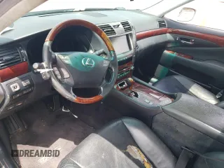 2007 Lexus LS 460 L with VIN JTHGL46F375001826, listed as a Copart auction lot 62425115 with 303,900 mi miles and Clean title. Bid and sale history available at DreamBid. Image 8.