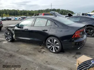 2022 Volvo S60 Momentum with VIN 7JRL12FZ8NG165130, listed as a Copart auction lot 71807484 with 24,990 mi miles and Salvage Title. Bid and sale history available at carsss.com. Image 2.