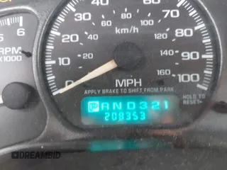2001 GMC Sierra 1500 SLE z VIN 2GTEC19V911393178, wystawiony jako IAAI lot #41467614 z przebiegiem 208 353 mil mil oraz . Historia ofert i sprzedaży dostępna na DreamBid. Obrazek 15.