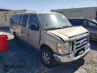 2008 Ford Econoline Passenger XL z VIN 1FBSS31L38DA29496, wystawiony jako Copart lot #48075995 z przebiegiem 294 180 mil mil oraz Szkody całkowita. Historia ofert i sprzedaży dostępna na DreamBid. Obrazek 4.