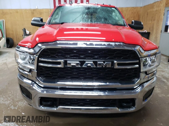 2020 Ram 2500 Tradesman with VIN 3C6UR5CJ4LG235307, listed as a Copart auction lot 52896775 with 105,167 mi miles and Salvage title. Bid and sale history available at DreamBid. Image 5.