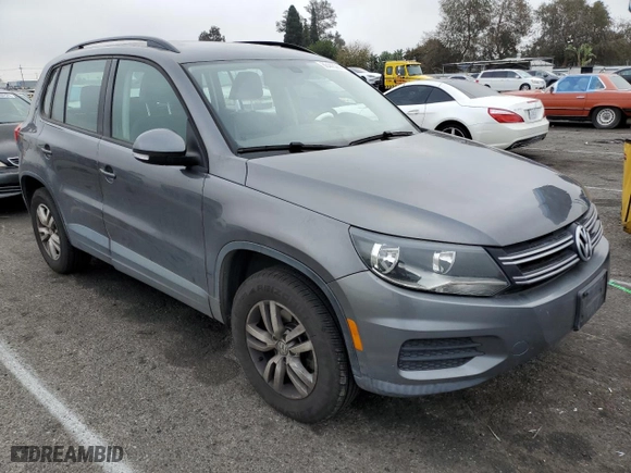 2016 Volkswagen Tiguan R-Line with VIN WVGAV7AX8GW513932, listed as a Copart auction lot 86443264 with 138,427 mi miles and Clean Title. Bid and sale history available at carsss.com. Image 4.