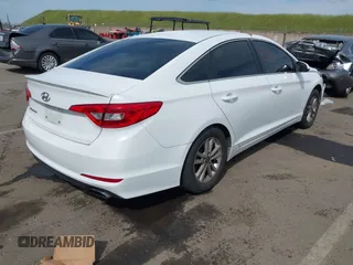 2015 Hyundai Sonata SE with VIN 5NPE24AF8FH119680, listed as a IAAI auction lot 42027807 with 223,193 mi miles and . Bid and sale history available at DreamBid. Image 4.