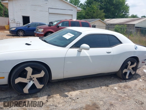2012 Dodge Challenger SXT Plus z VIN 2C3CDYAG3CH168263, wystawiony jako IAAI lot #42283885 z przebiegiem 200 052 mil mil oraz . Historia ofert i sprzedaży dostępna na DreamBid. Obrazek 15.