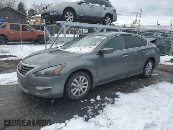 2014 Nissan Altima 2.5 S with VIN 1N4AL3AP0EN340404, listed as a Copart auction lot 46538465 with 208,127 mi miles and Salvage Title. Bid and sale history available at carsss.com. Image 1.