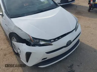 2019 Toyota Prius L Eco z VIN JTDKARFU8K3069783, wystawiony jako IAAI lot #42041554 z przebiegiem 107 363 mil mil oraz . Historia ofert i sprzedaży dostępna na DreamBid. Obrazek 6.