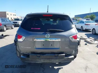 2015 Nissan Pathfinder SV z VIN 5N1AR2MN7FC634047, wystawiony jako IAAI lot #41678376 z przebiegiem 151 580 mil mil oraz . Historia ofert i sprzedaży dostępna na DreamBid. Obrazek 17.