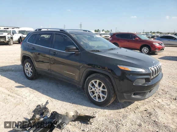 2018 Jeep Cherokee Latitude with VIN 1C4PJLCB1JD537318, listed as a Copart auction lot 50193055 with 90,960 mi miles and Salvage title. Bid and sale history available at DreamBid. Image 4.