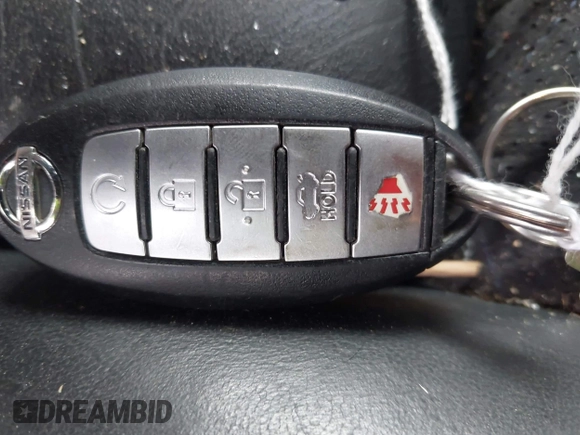 2016 Nissan Maxima SR z VIN 1N4AA6AP9GC386237, wystawiony jako IAAI lot #42166280 z przebiegiem 130 091 mil mil oraz . Historia ofert i sprzedaży dostępna na DreamBid. Obrazek 11.