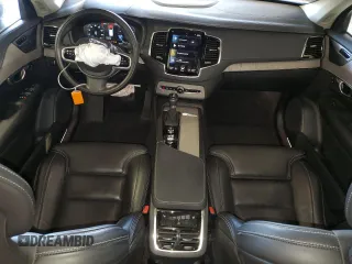 2021 Volvo XC90 Inscription with VIN YV4A221L3M1769642, listed as a Copart auction lot 59743205 with 41,765 mi miles and Salvage title. Bid and sale history available at DreamBid. Image 8.